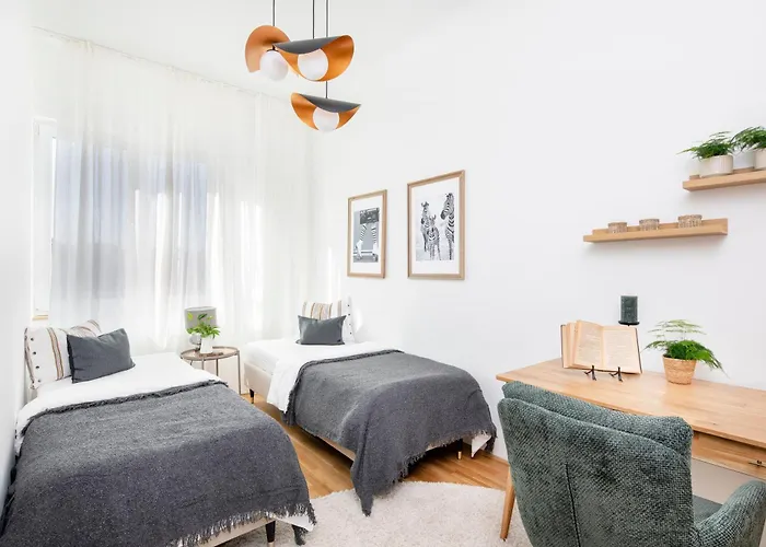 R19 - Sunset Buda Apartamento *